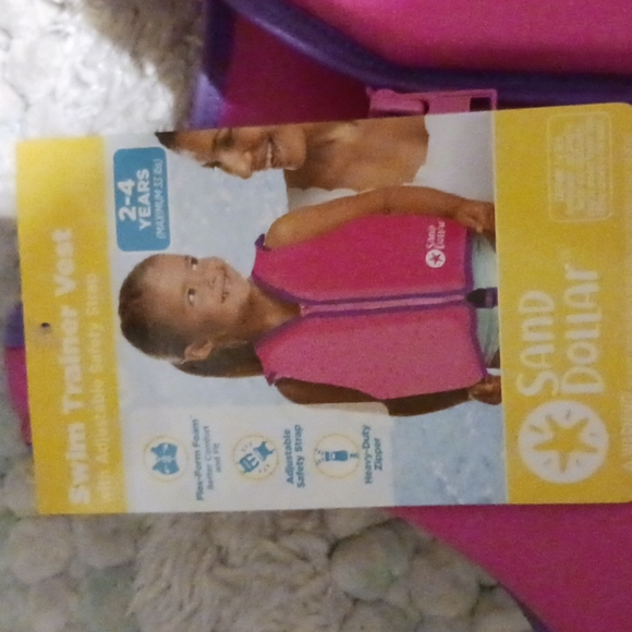 Sand Dollar Swim Vest. 2 to 4 Years Old. NWT. - Picture 2 of 7